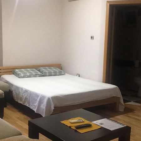 Apartman Snow White Apartment Novi Sad Luaran gambar