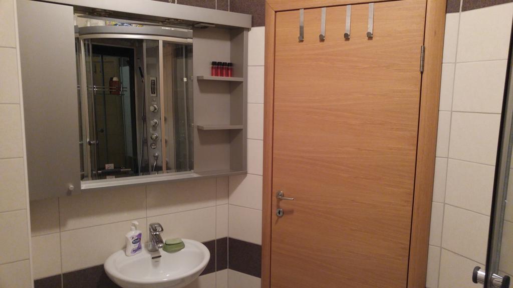 Apartman Snow White Apartment Novi Sad Luaran gambar